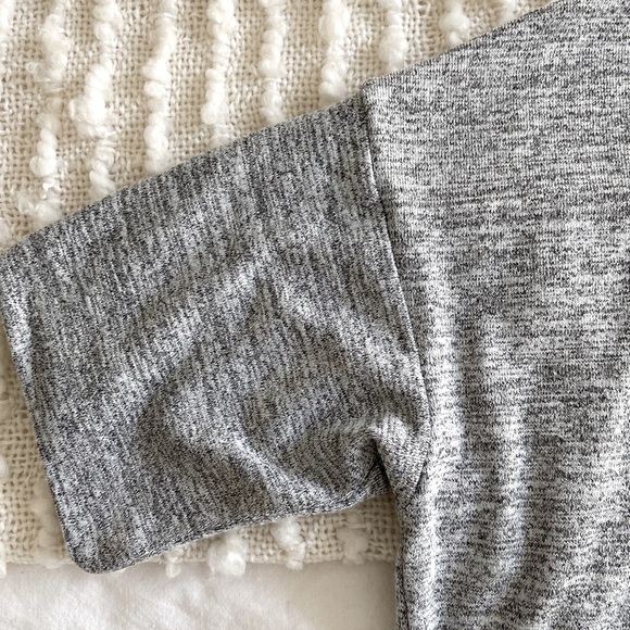 Gap Short Sleeve Turtleneck | Size XS - Picture 7 of 8